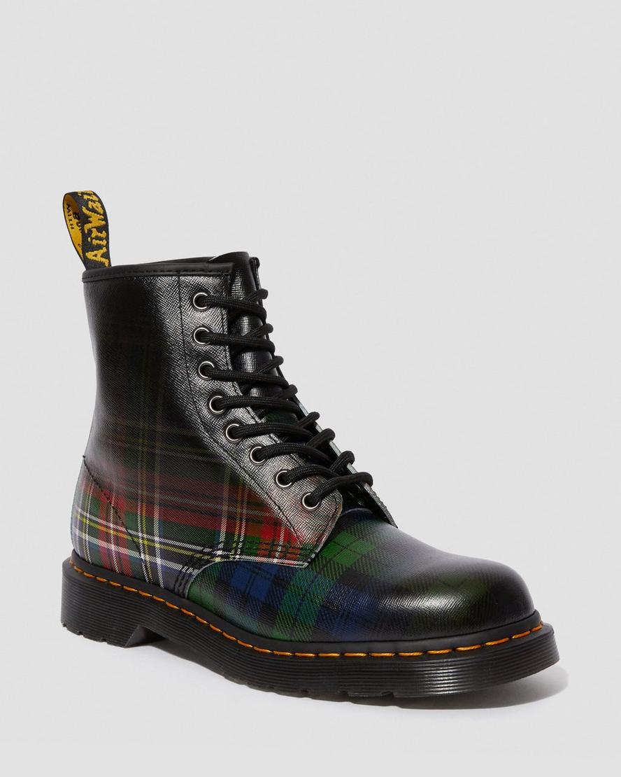 Scarpe-DrMartens-in-fantasia-tartan