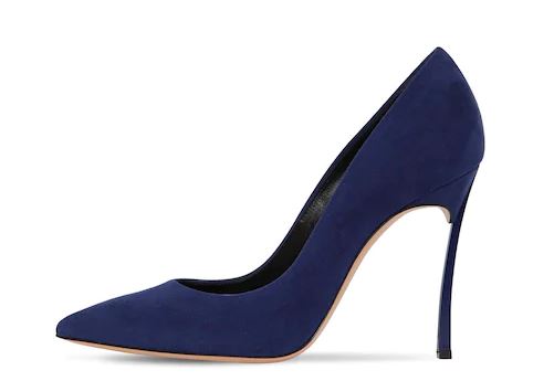 Classic-Blue-colore-Pantone-2020-Casadei-1