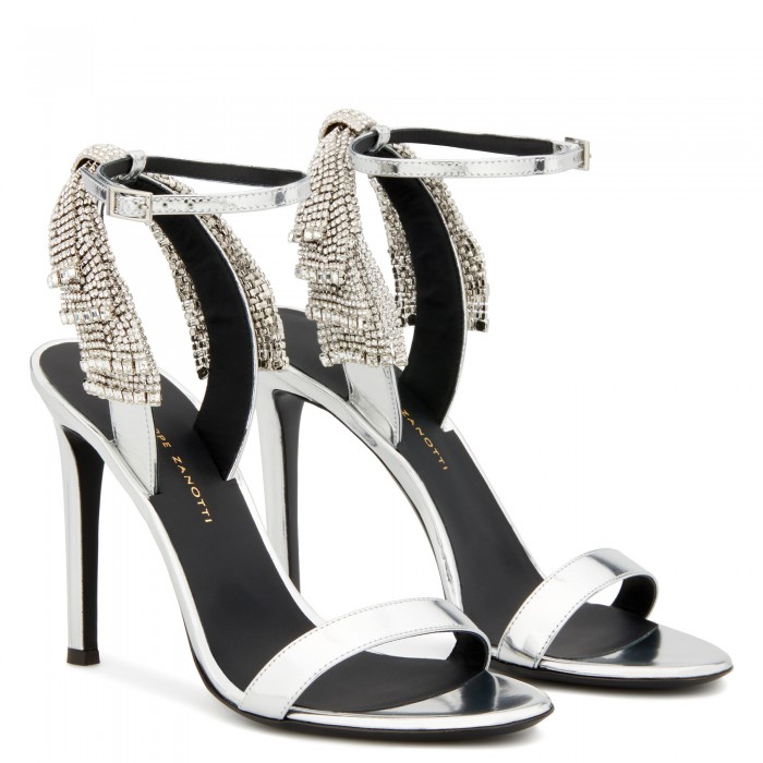 jamila-sandali-giuseppe-zanotti