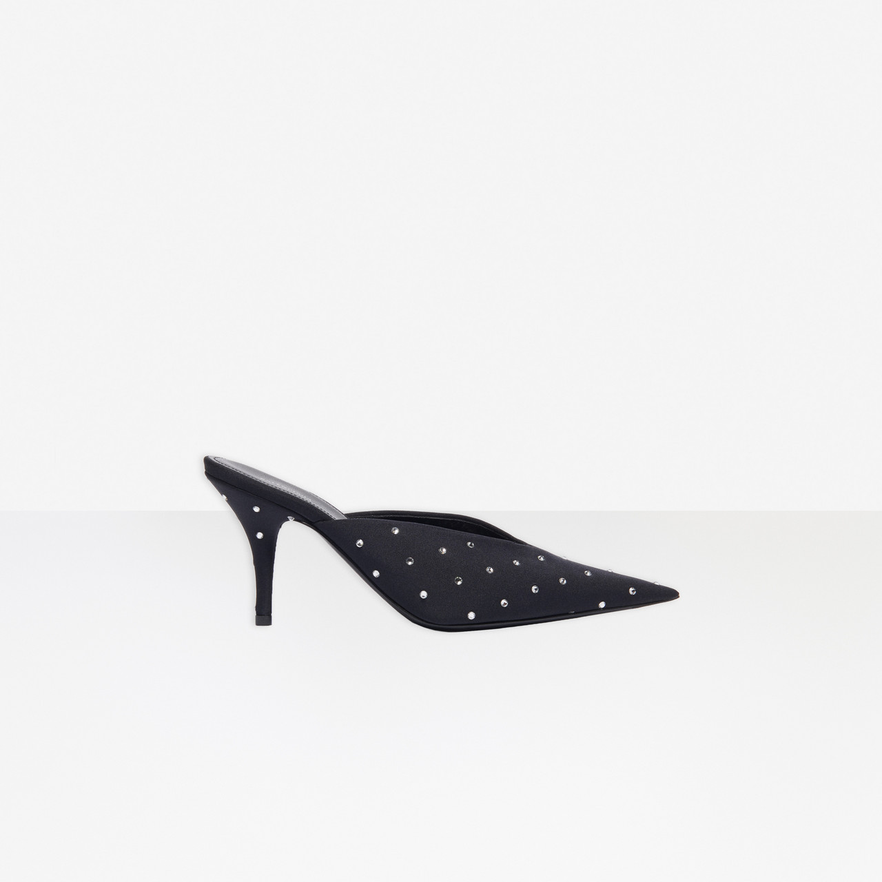 Scarpe-a-pois-Balenciaga