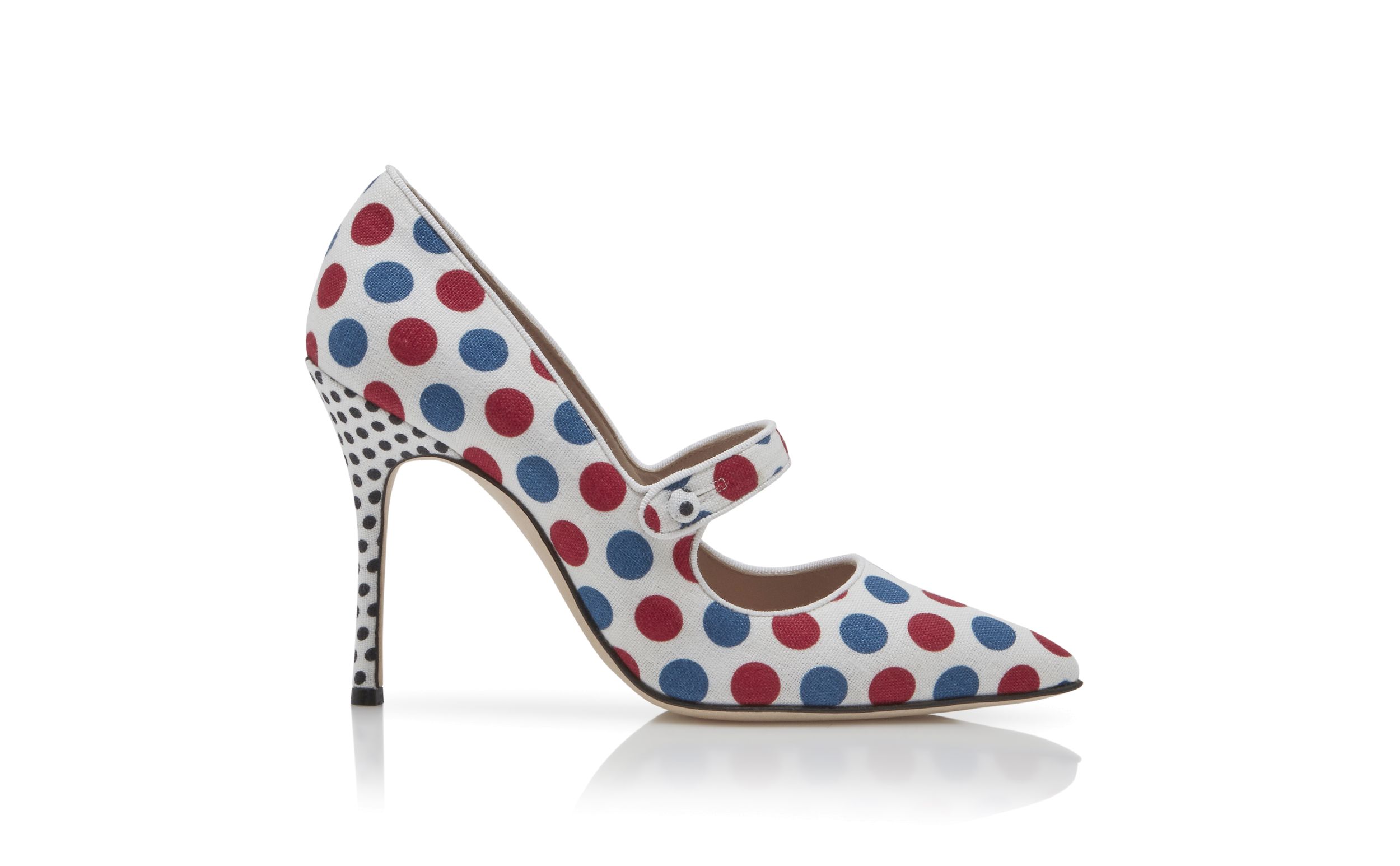 Scarpe-a-pois-Manolo-Blahnik-1